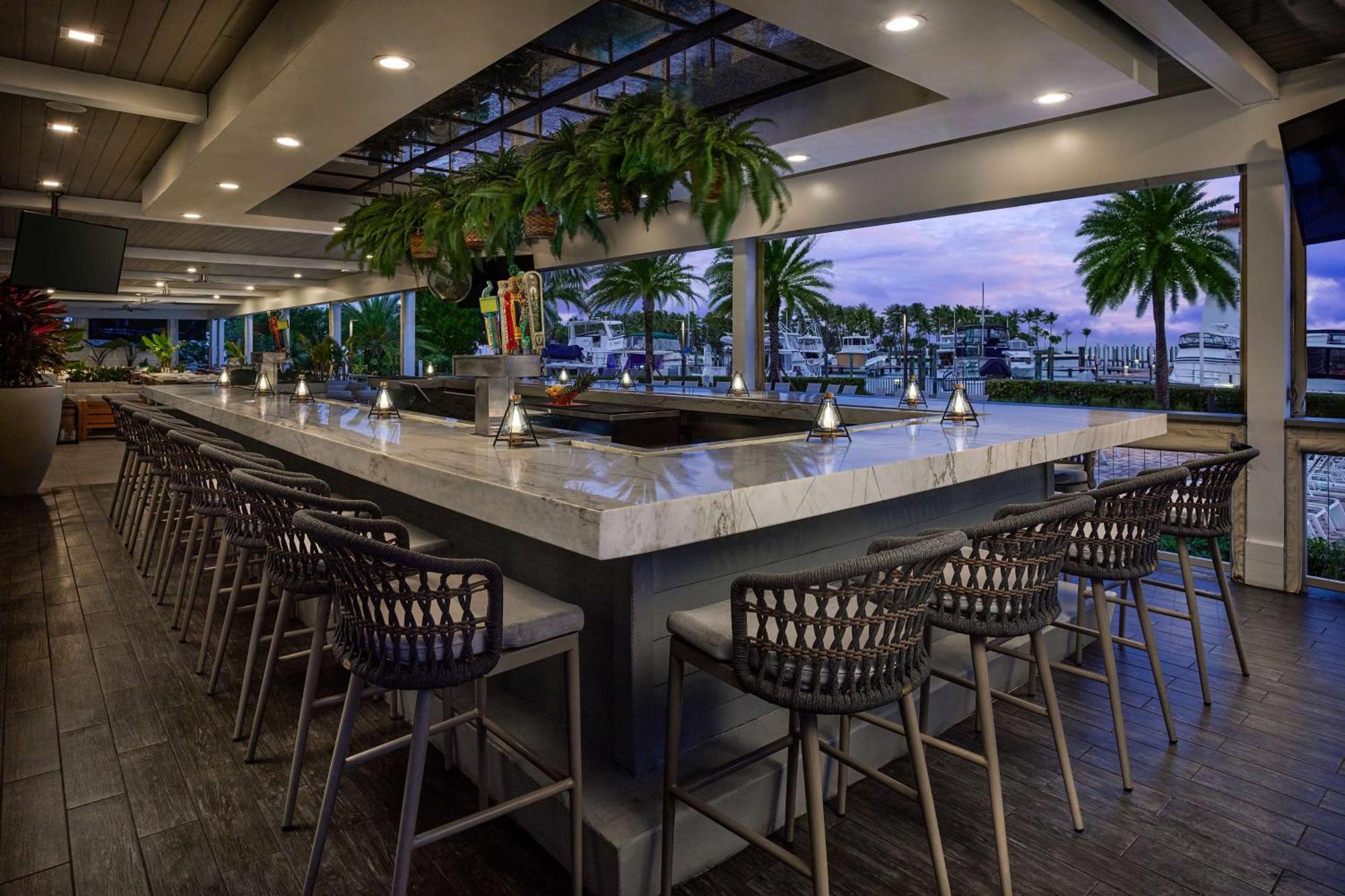 Faro Blanco Resort & Yacht Club Marathon, Curio By Hilton Exterior photo